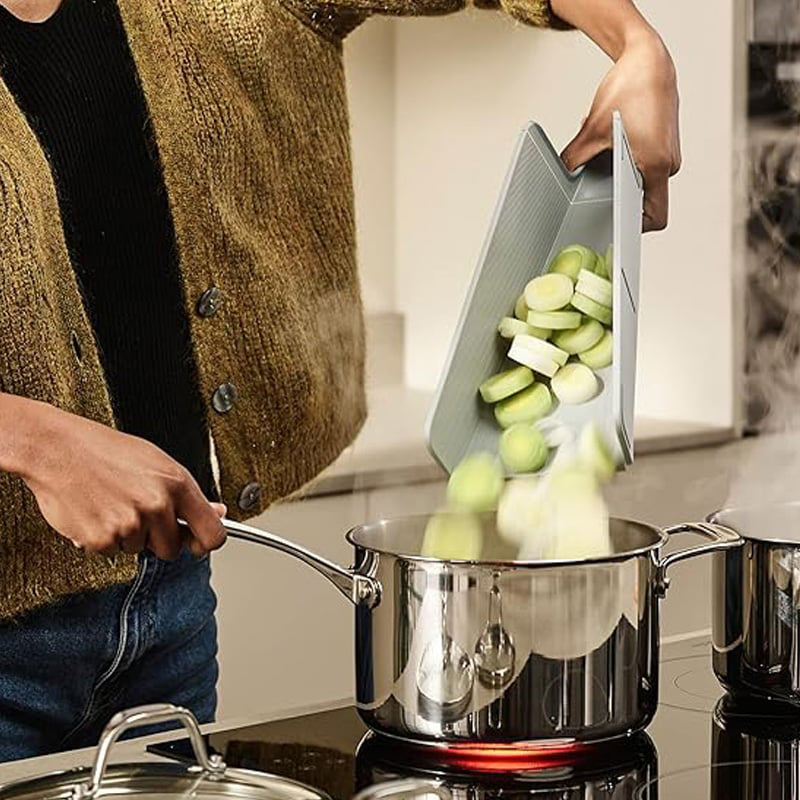 Foldable Multifunctional Cutting Board