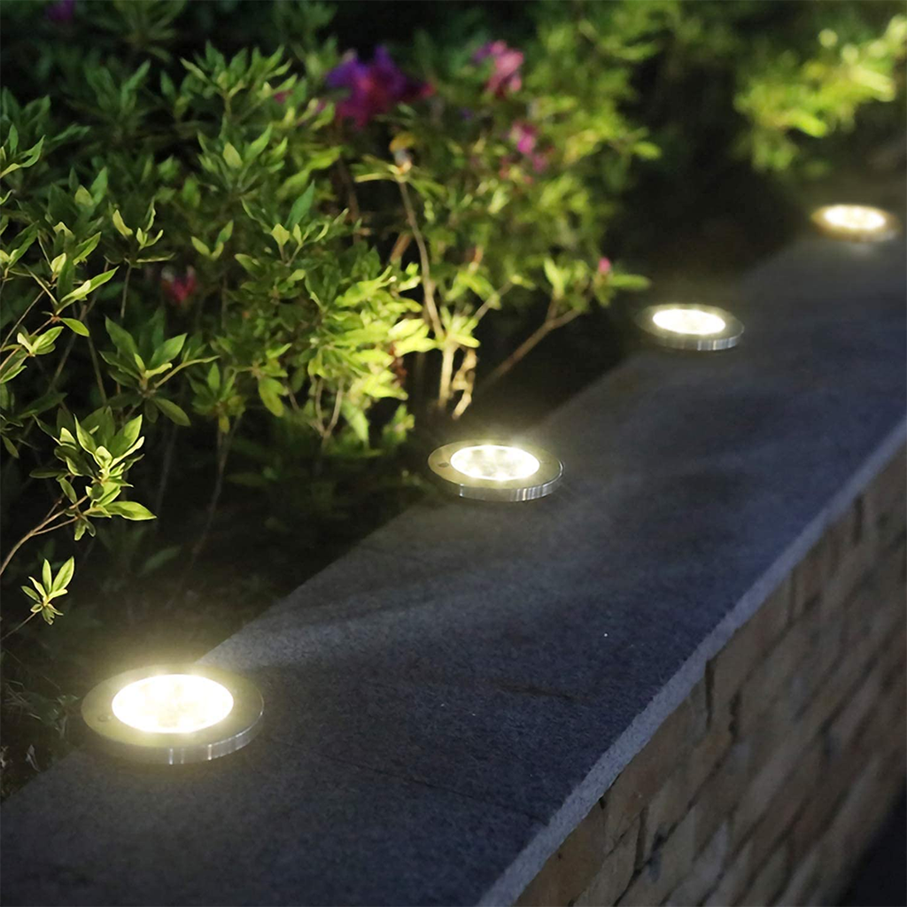 Decorative solar lamp for outdoor walkways (x4) 