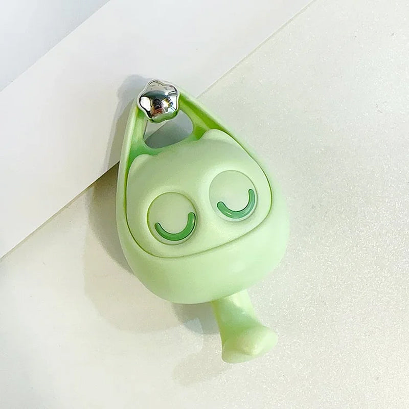 Hang everything without drilling with style and flair 