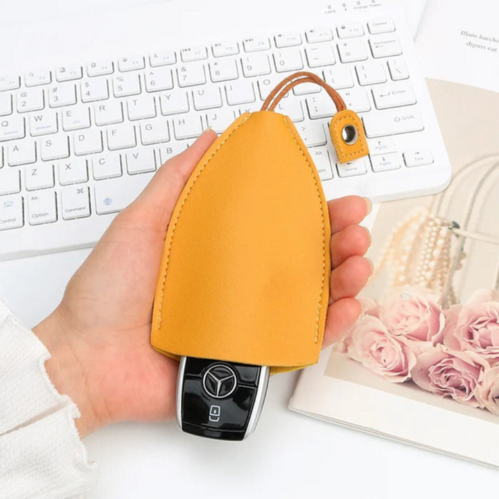 Cute and practical sliding keychain 