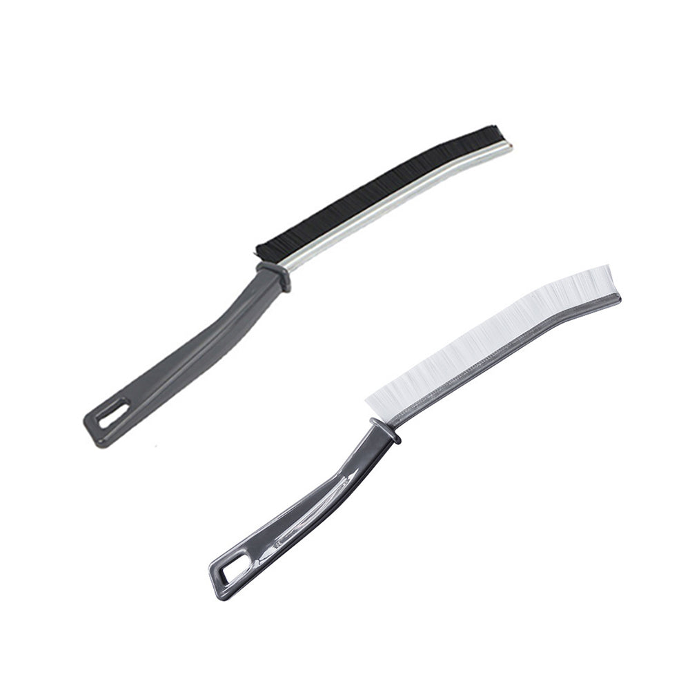 Curved cleaning brush with ultra-fine bristles 