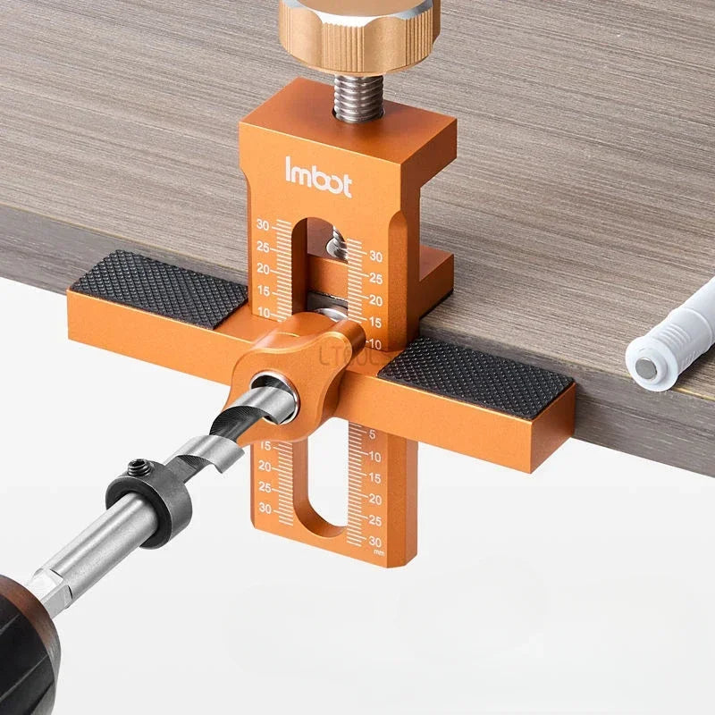 Align your cabinet doors quickly and without error 