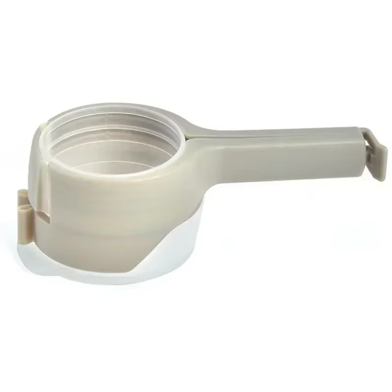 Hermetic caps with pouring spout for pouches 