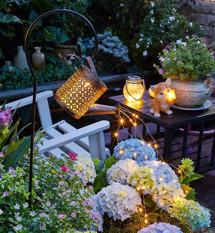 Light-up watering can lantern that transforms your garden into a fairy tale 