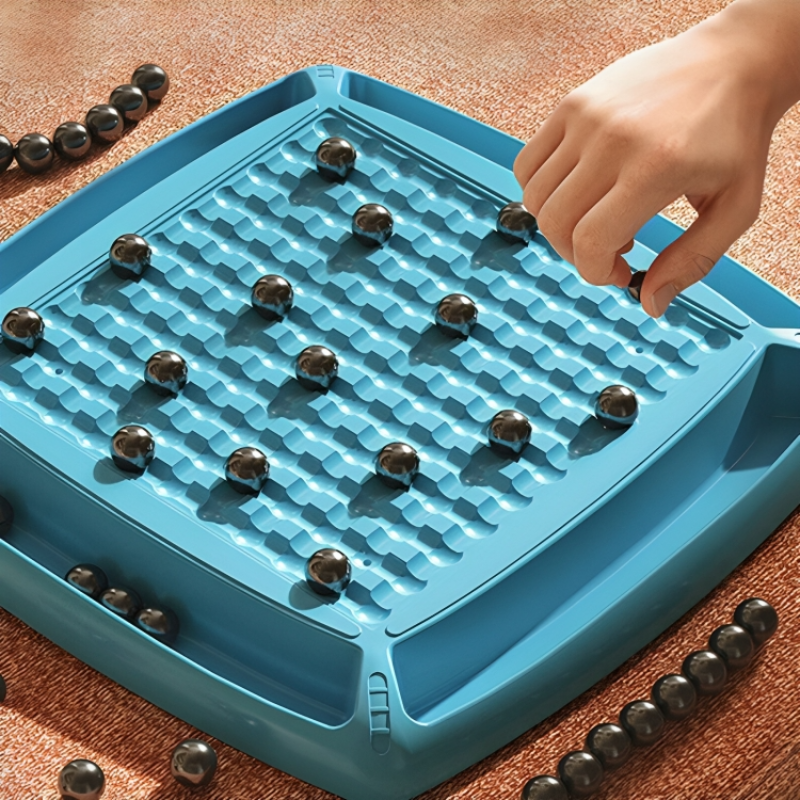 Have fun with the family with a magnetic skill game 