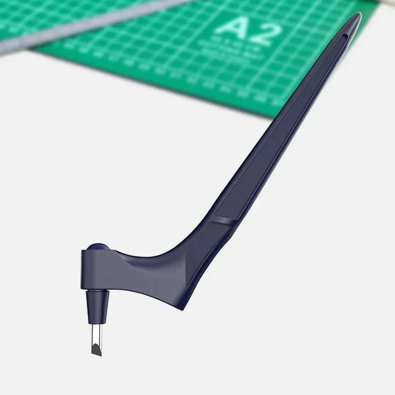 Handcrafted cutting tool with 360° rotary blade 